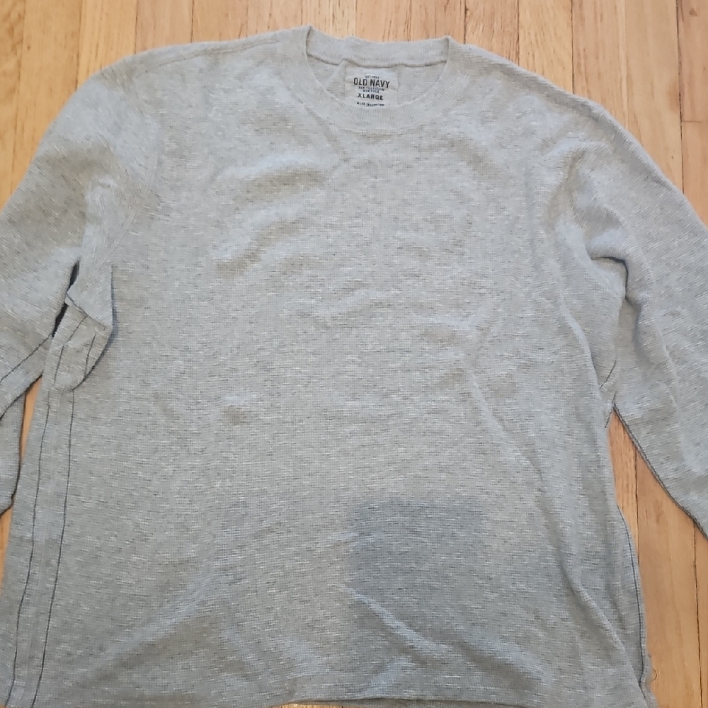 Old Navy Light Gray Long Sleeve Men's Tee